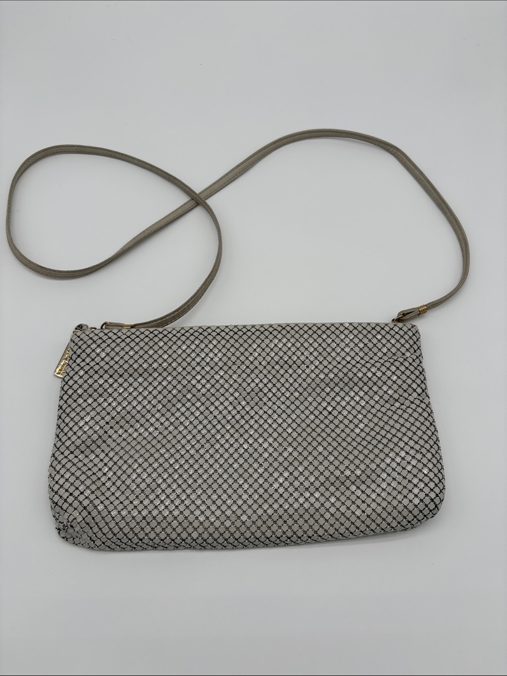 Vintage Whiting and Davis White Metal Mesh Chainmetal Crossbody Clutch Bag